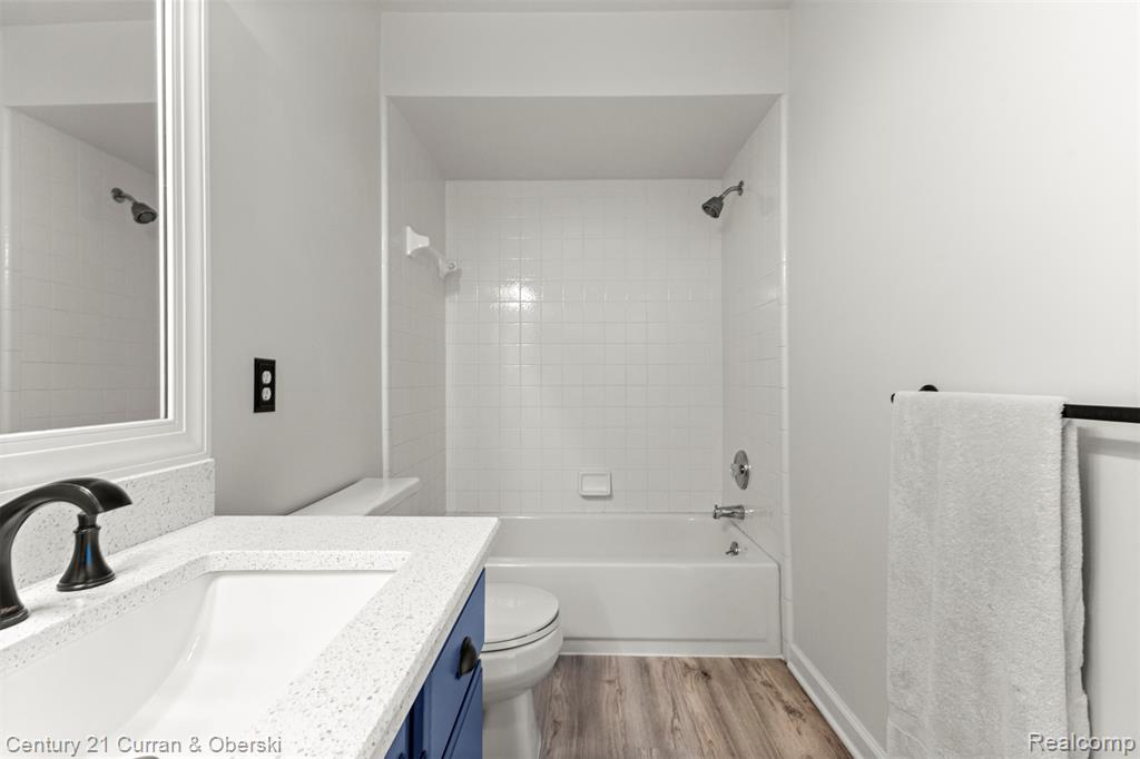 48369 Wadebridge Drive, Canton, MI 48187 — Photo 51