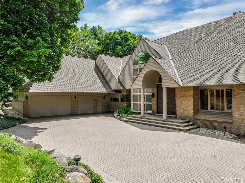 4733 W WICKFORD, Bloomfield Hills, MI 48302 — Photo 3