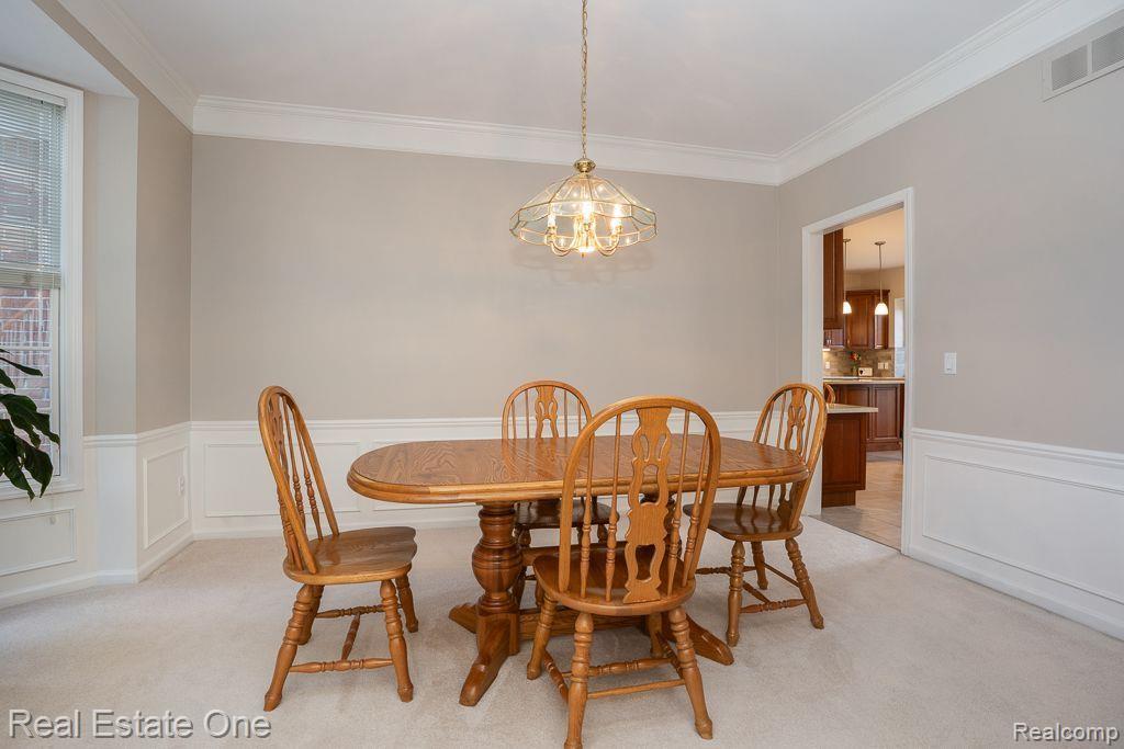 961 HOLLOW CORNERS, Rochester, MI 48307 — Photo 20