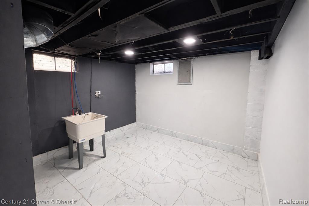 6348 Vaughan Street, Detroit, MI 48228 — Photo 9