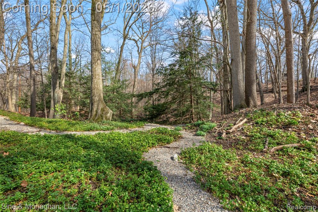 1466 Sodon Court, Bloomfield Hills, MI 48302 — Photo 47