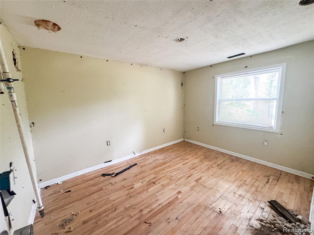 7889 Chilson Road, Pinckney, MI 48169 — Photo 12