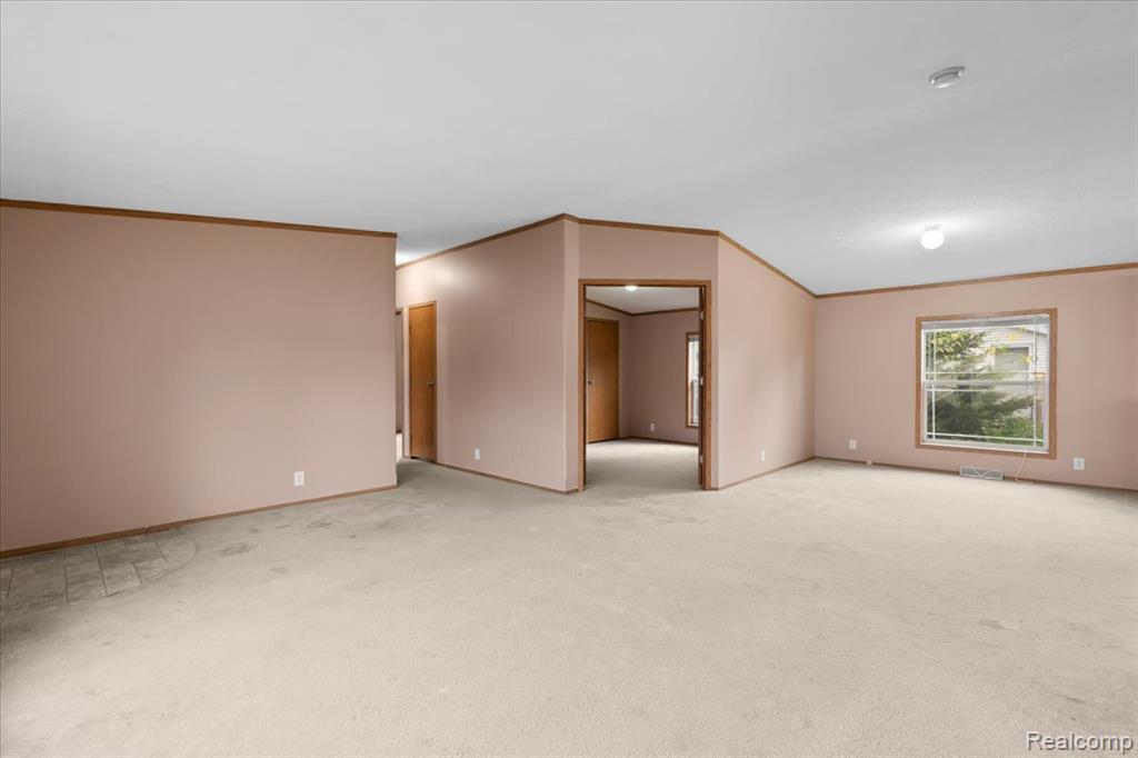 4477 Single Tree Drive, Howell, MI 48843 — Photo 4