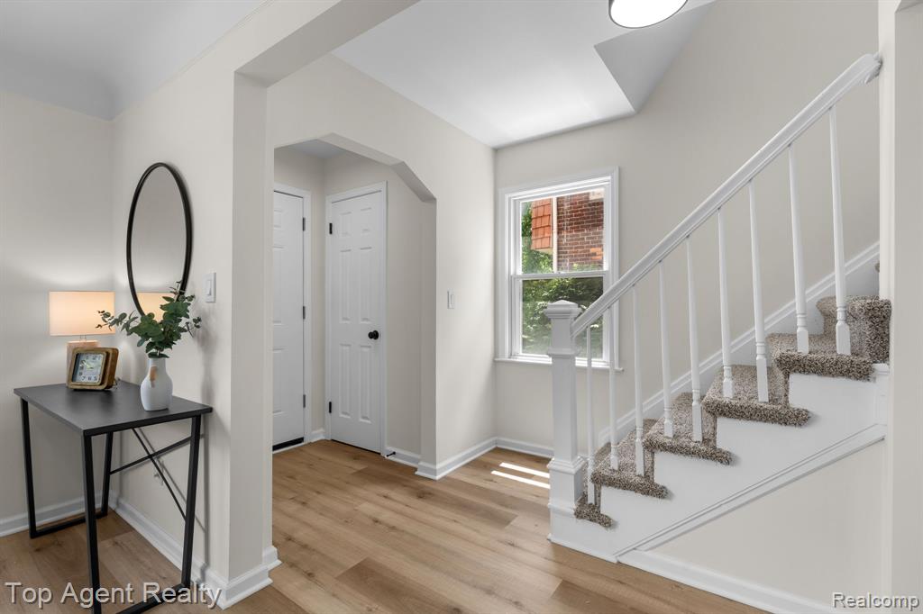 17585 Faust Avenue, Detroit, MI 48219 — Photo 10