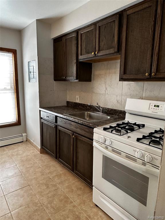 68250 GRAND TRUNK UNIT 4 Avenue, Richmond, MI 48062 — Photo 5