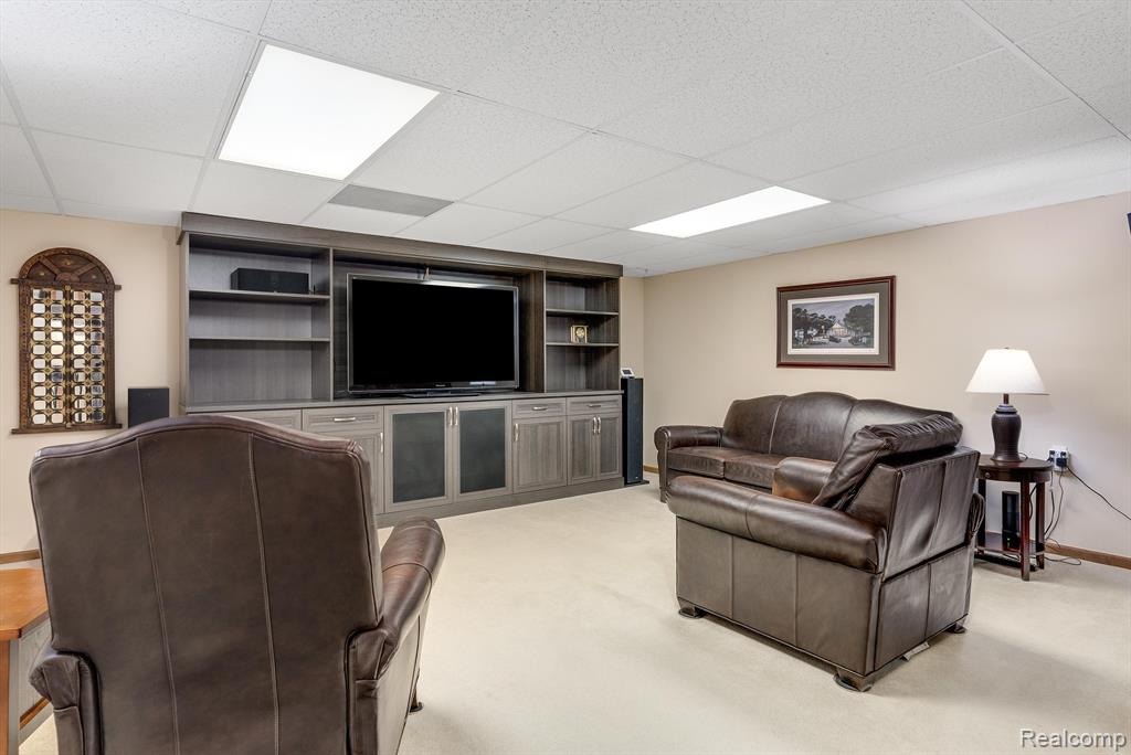 37779 SIENA Drive, Farmington Hills, MI 48331 — Photo 42