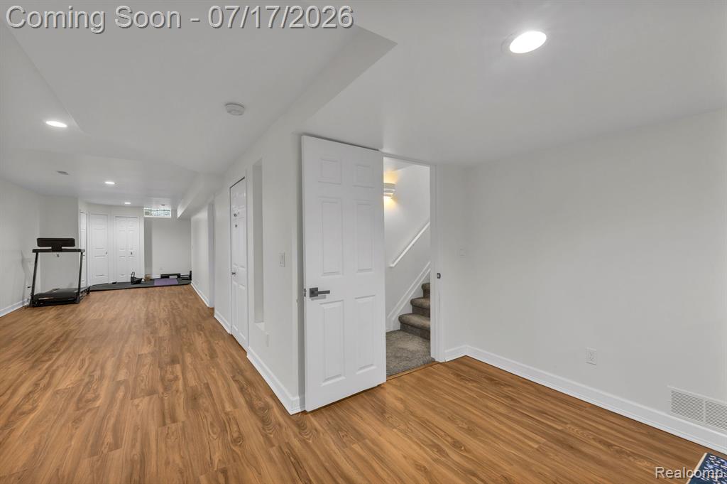 6081 Beachwood Drive, West Bloomfield, MI 48324 — Photo 53