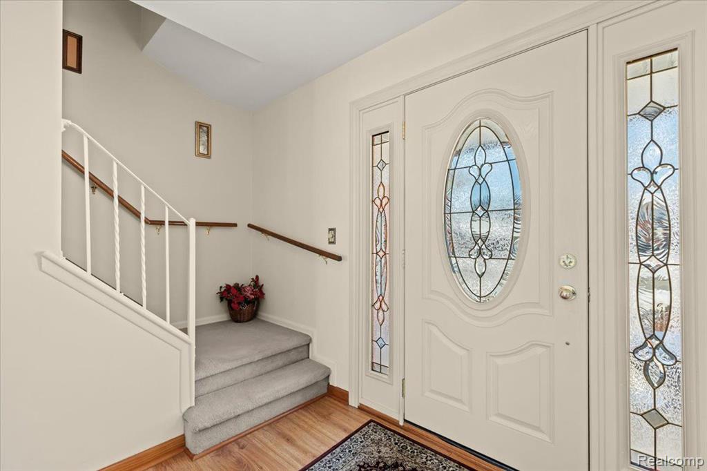 40528 LADENE Lane, Novi, MI — Photo 4