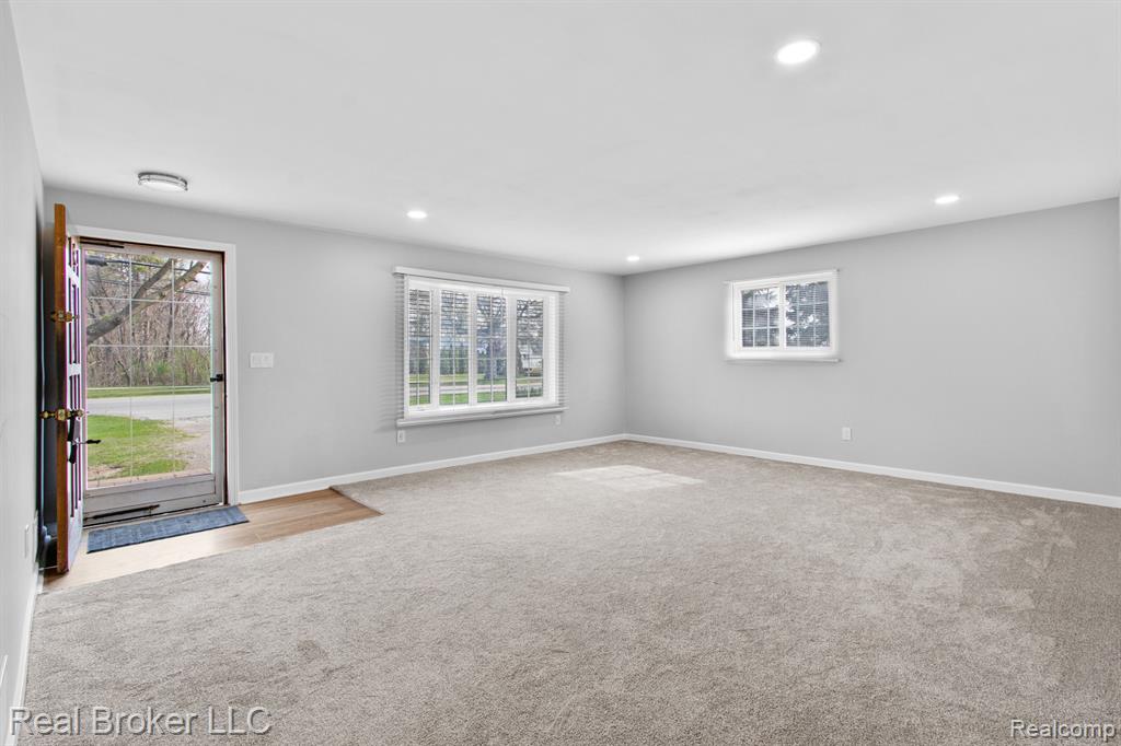7460 22 MILE Road, Shelby Twp, MI 48317 — Photo 7
