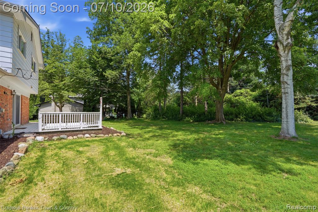 4301 Macqueen Drive, West Bloomfield, MI 48323 — Photo 51