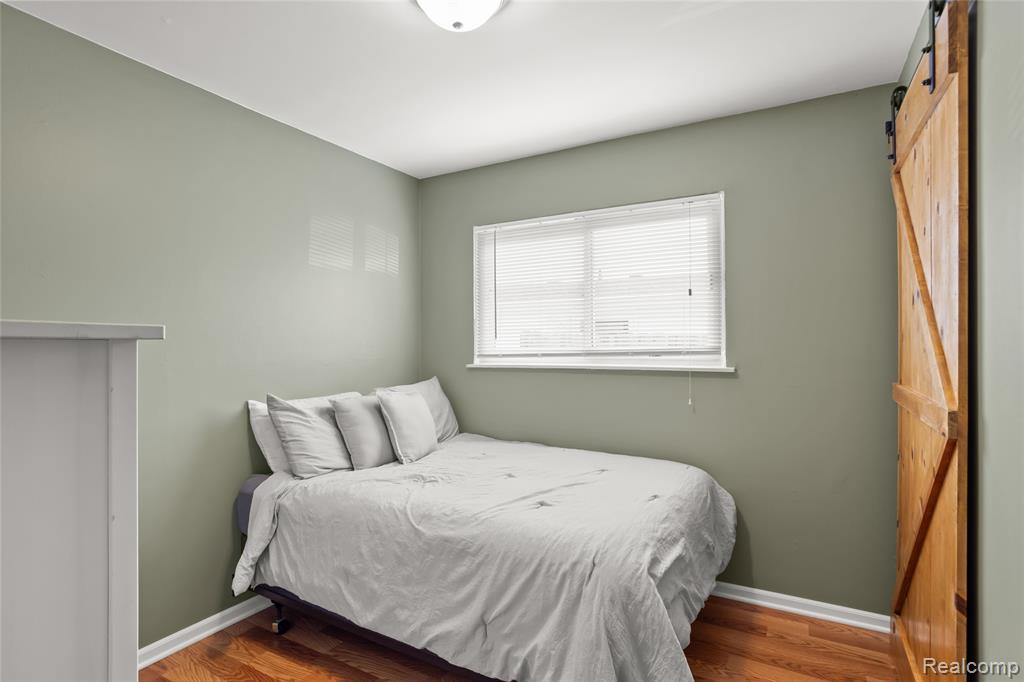 634 S Hawthorne Street, Westland, MI 48186 — Photo 16