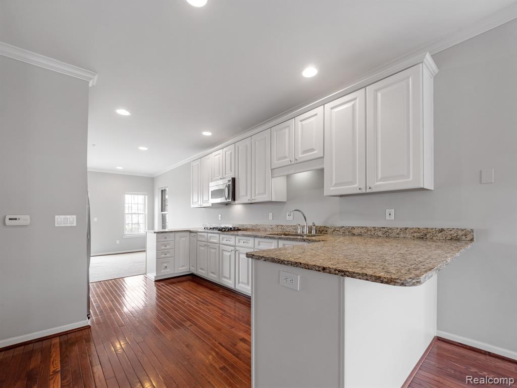 502 GRATEN Street, Birmingham, MI 48009 — Photo 6