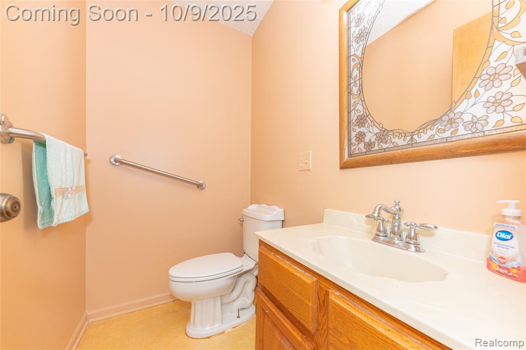 42265 S Mill Race Court, Plymouth, MI 48170 — Photo 15