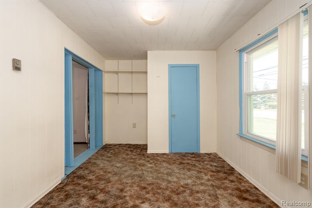 426 Driftwood Avenue, Rochester Hills, MI 48307 — Photo 18