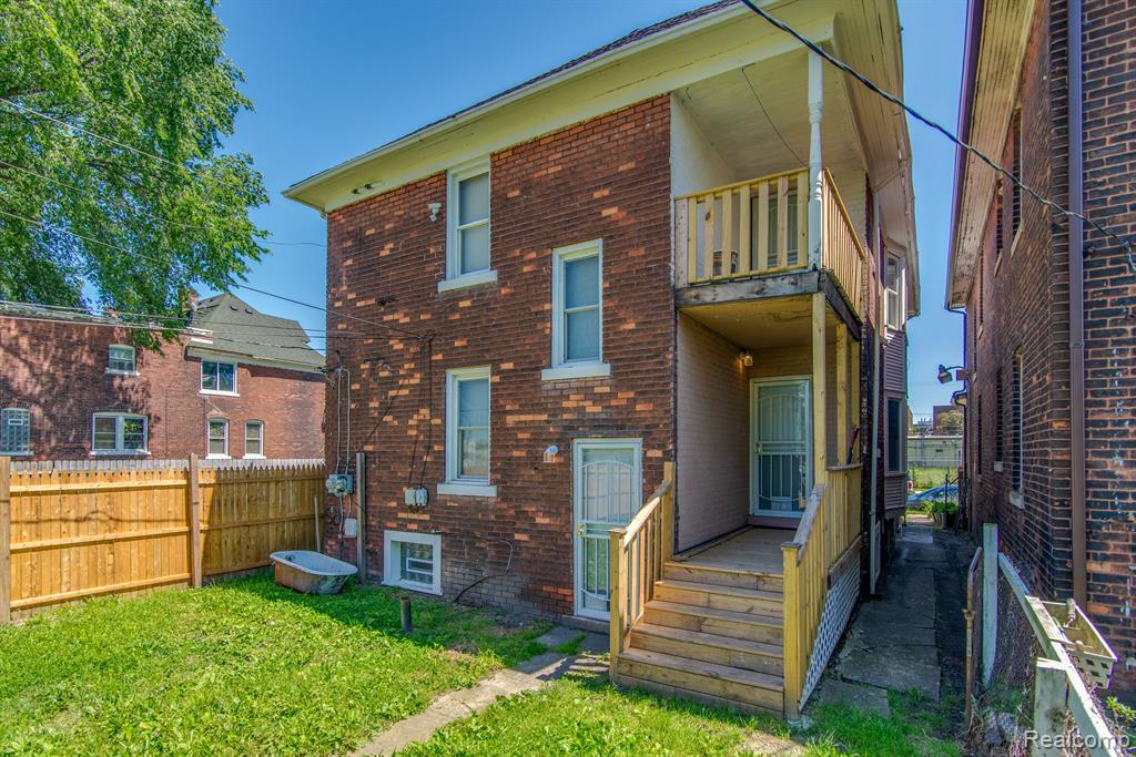 625 HORTON Street, Detroit, MI 48202 — Photo 30