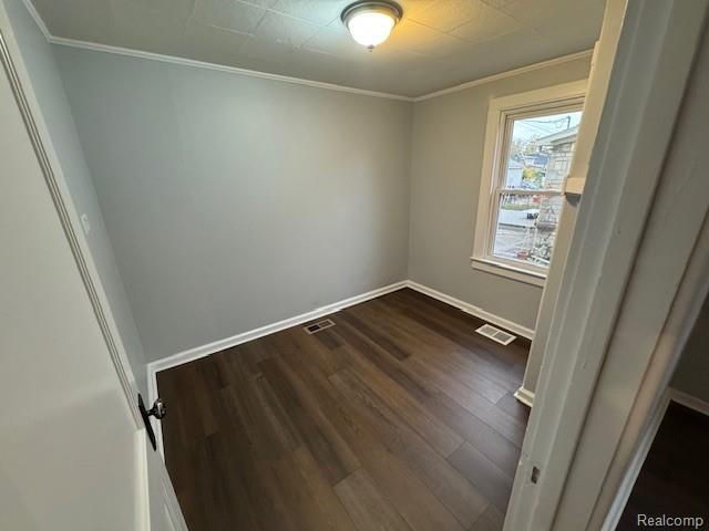 420 W Browning Avenue, Hazel Park, MI 48030 — Photo 6