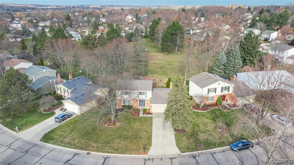 864 Dressler Lane, Rochester Hills, MI 48307 — Photo 42