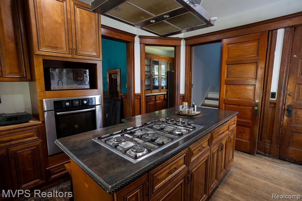 126 Clinton Street, Mount Clemens, MI 48043 — Photo 4