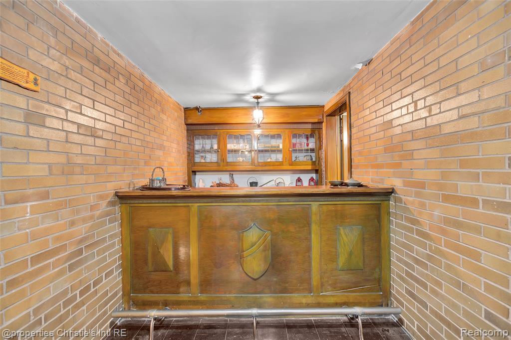 19635 Shrewsbury Road, Detroit, MI 48221 — Photo 56