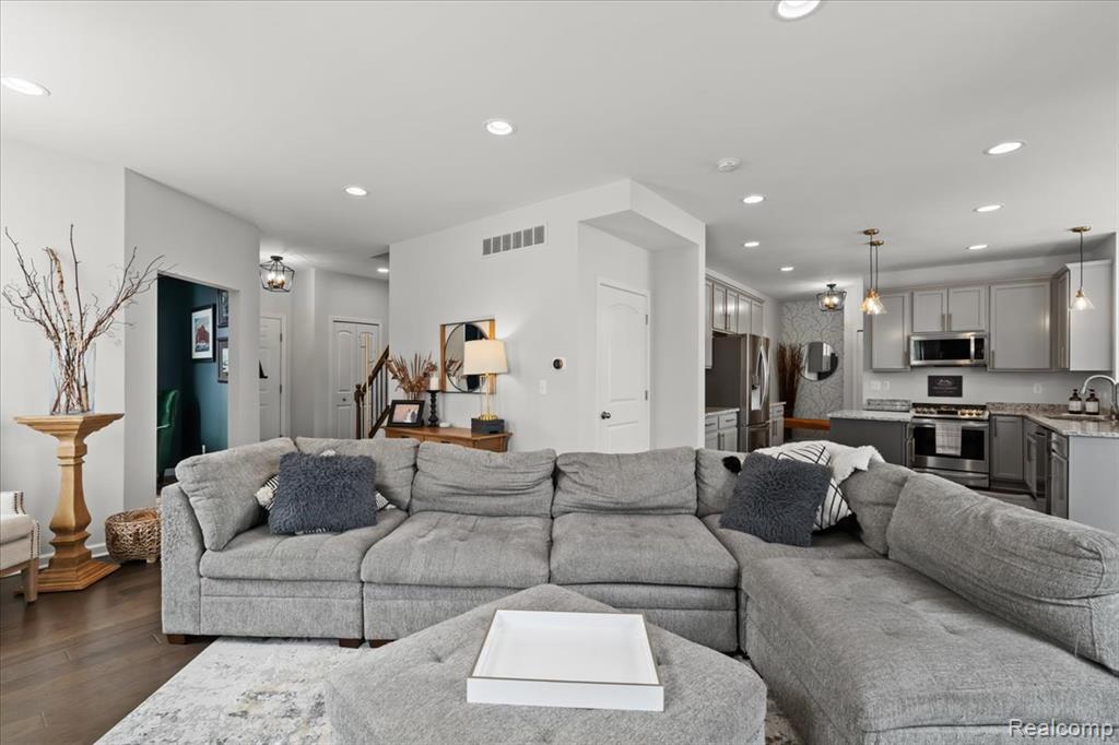 2238 Wood Lane, Howell, MI 48843 — Photo 12