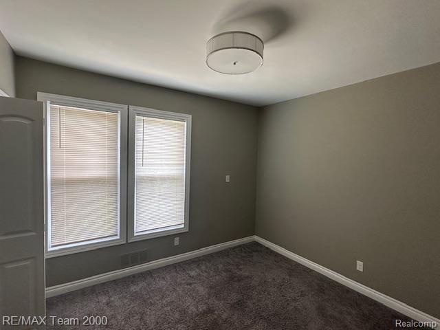 233 Leicester Street Street, Detroit, MI 48202 — Photo 17