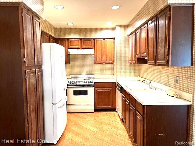 1610 S HILL Circle, Bloomfield Hills, MI 48304 — Photo 6