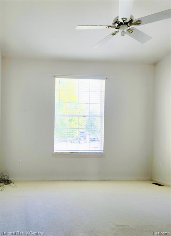 50314 PARADISE Court, Macomb, MI 48044 — Photo 9