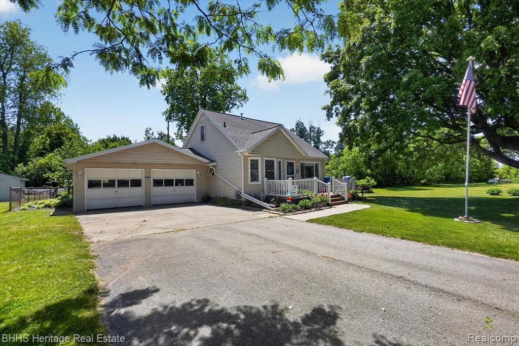 242 Monroe Street, Webberville, MI 48892 — Photo 44