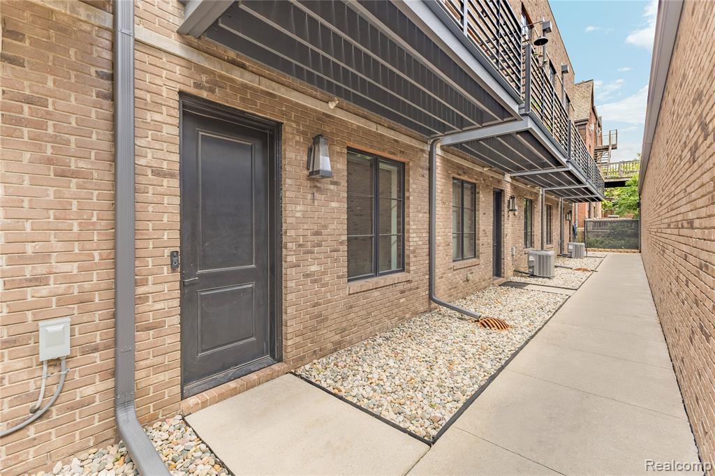 262 Mack Avenue, Detroit, MI 48201 — Photo 5