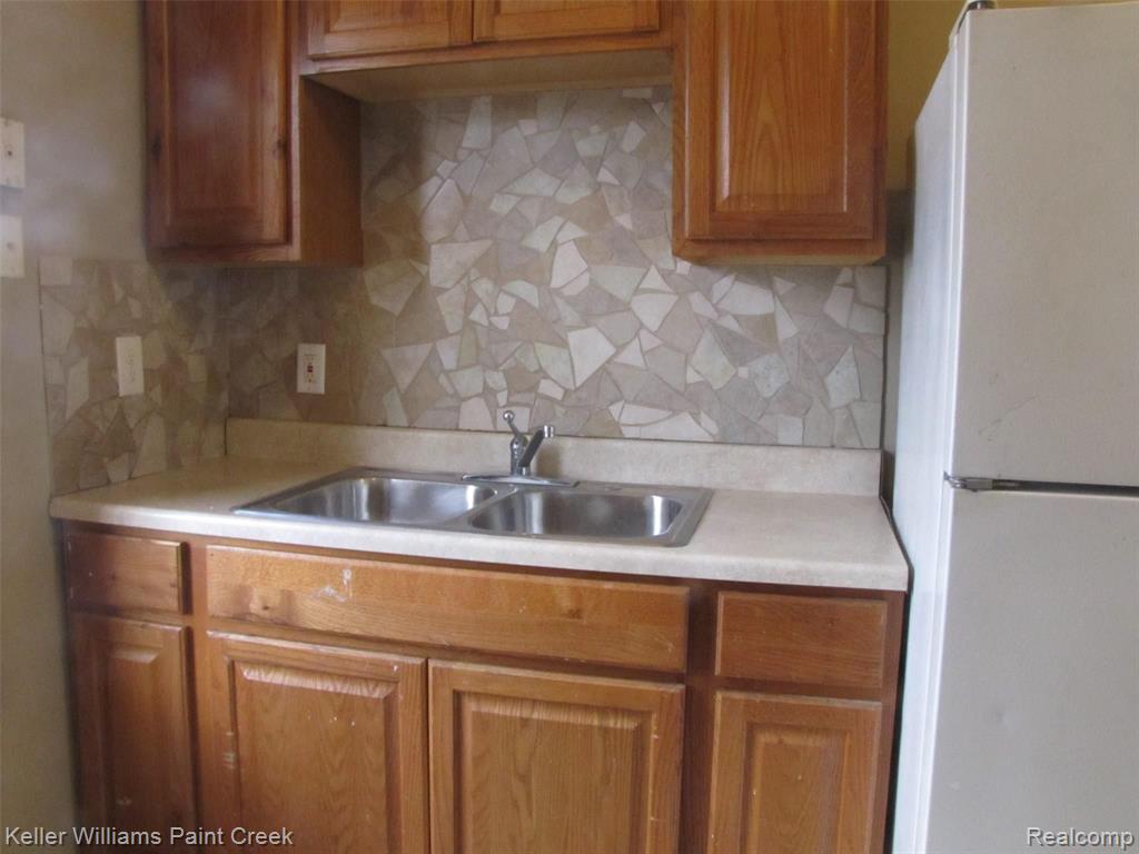 8643 LOZIER Avenue, Warren, MI 48089 — Photo 14