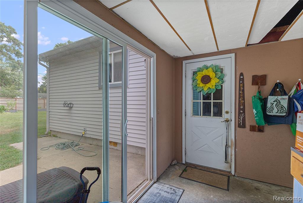 4440 Oakvista Avenue, Clarkston, MI — Photo 26