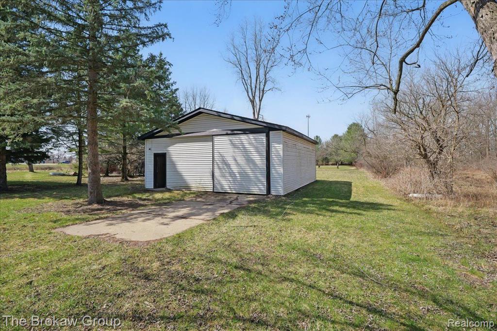 4426 MORRISH Road, Swartz Creek, MI 48473 — Photo 6