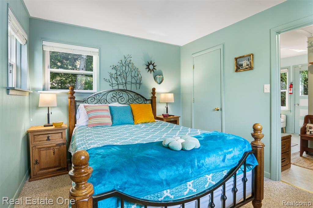 457 Lake Street, Frankfort, MI 49635 — Photo 16