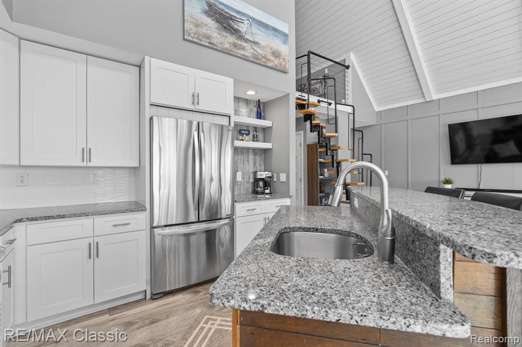 11478 E Shore Drive, Whitmore Lake, MI 48189 — Photo 30