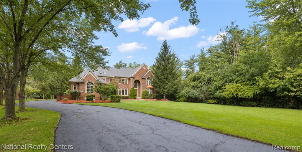 30055 FOREST Drive, Franklin, MI 48025 — Photo 3