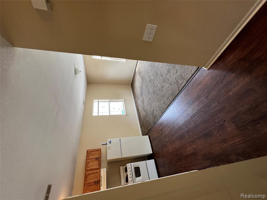 918 E Front Street, Monroe, MI 48161 — Photo 3