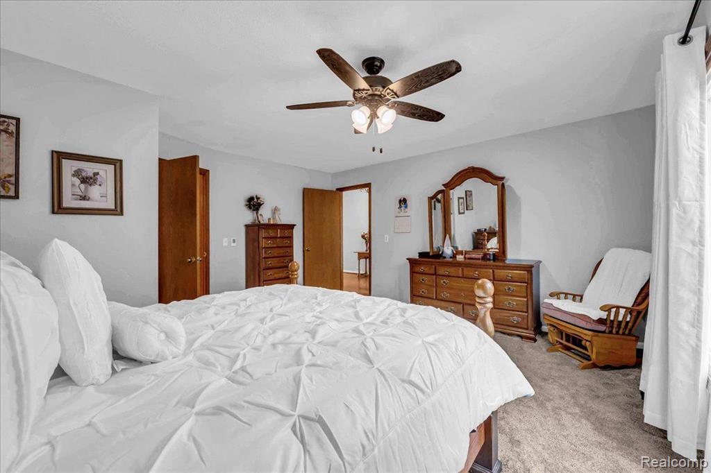 706 DONNALEE Drive, Monroe, MI 48162 — Photo 13