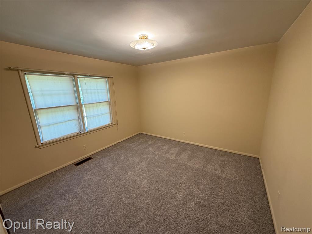 42550 Clemons Drive, Plymouth, MI 48170 — Photo 9