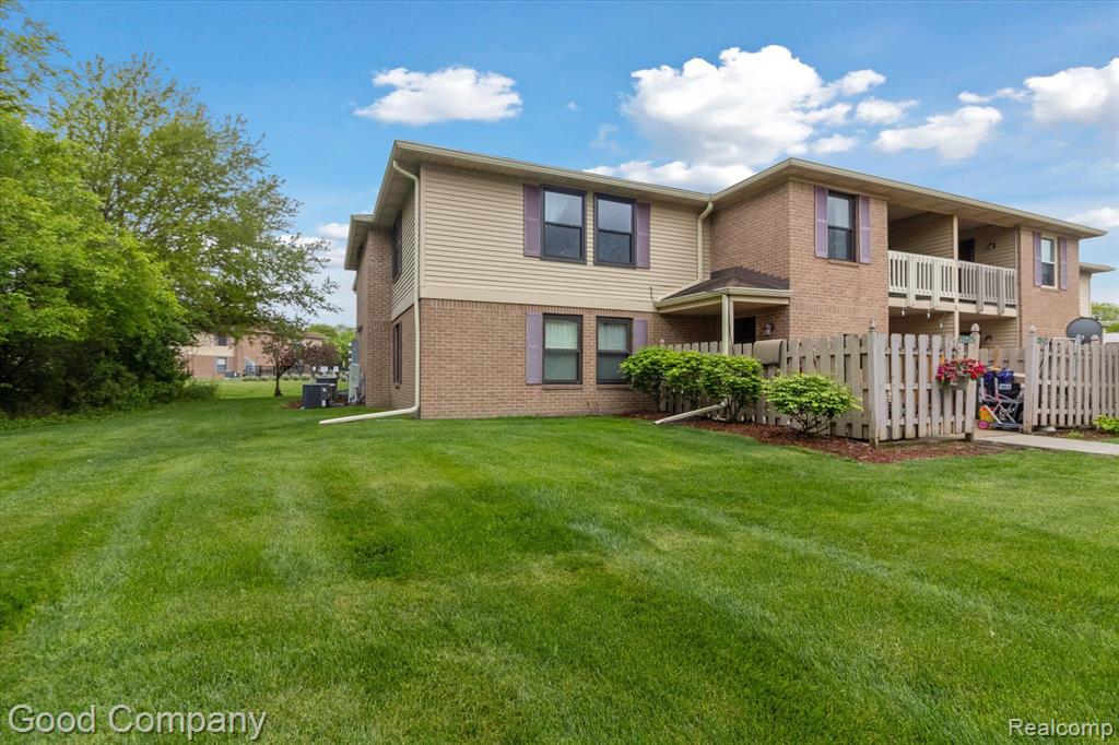 61228 Greenwood Drive, 64, South Lyon, MI 48178 — Photo 2