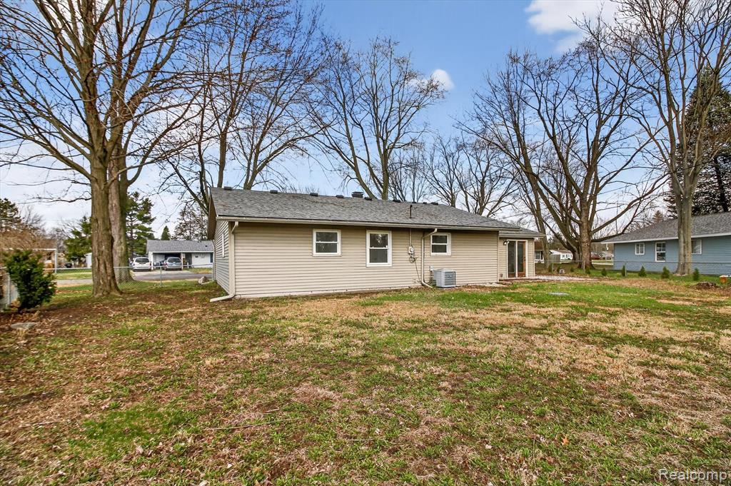 6337 Richalle Street, Brighton, MI 48116 — Photo 35