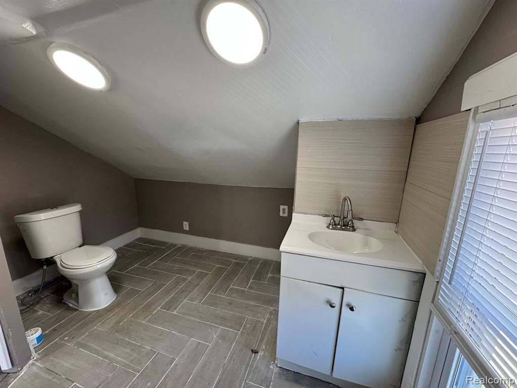 24025 CUNNINGHAM Avenue, Warren, MI 48091 — Photo 14