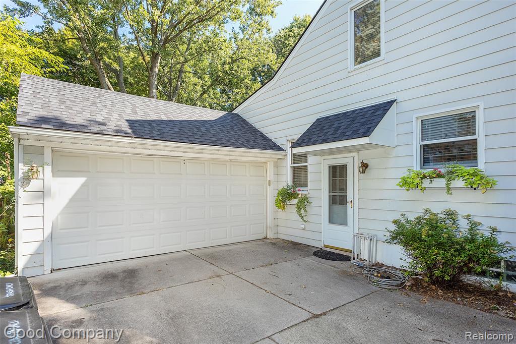 920 W Windemere Avenue, Royal Oak, MI 48073 — Photo 36