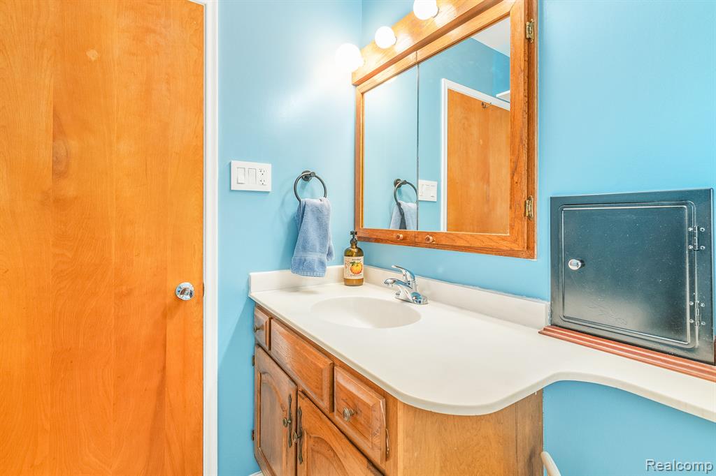 1164 BORGSTROM Avenue, Ypsilanti, MI 48198 — Photo 14