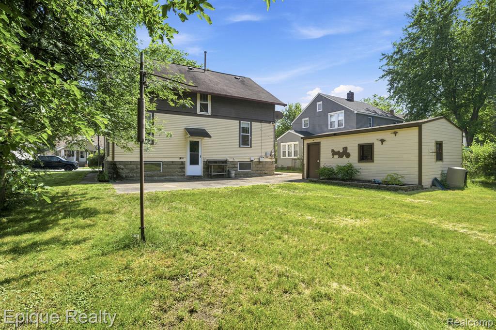 819 Tunnel Street, Port Huron, MI 48060 — Photo 23