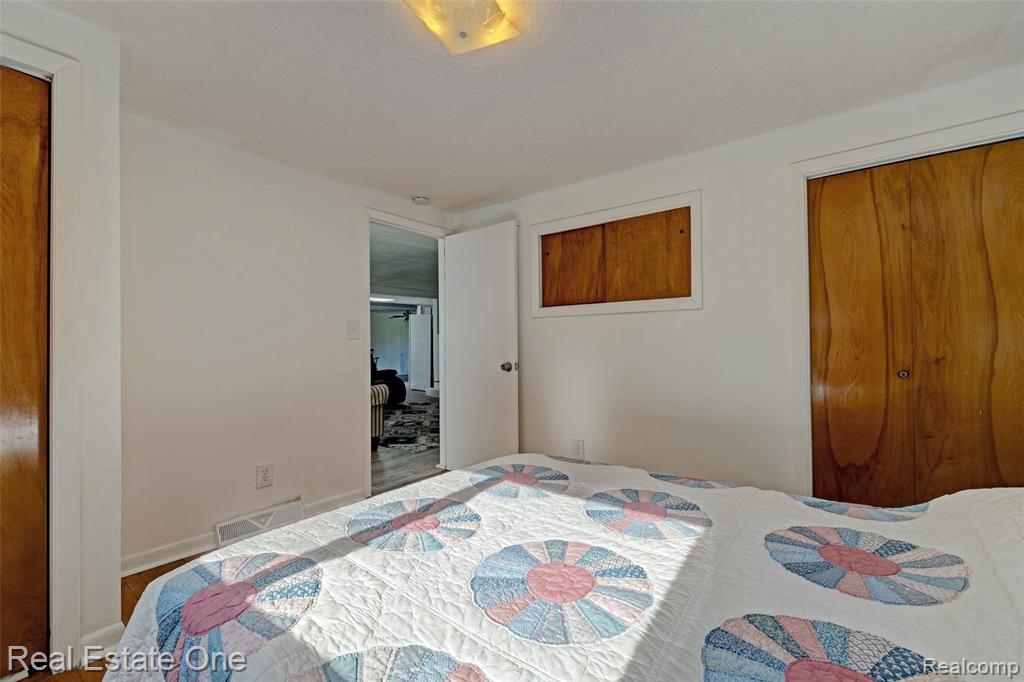 9150 Rattalee Lake Road, Clarkston, MI 48348 — Photo 27