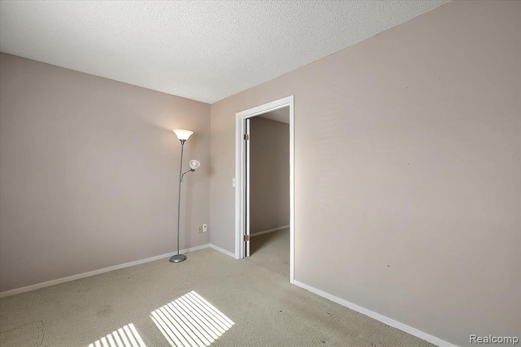5080 Harbor Oak, Waterford, MI 48329 — Photo 31