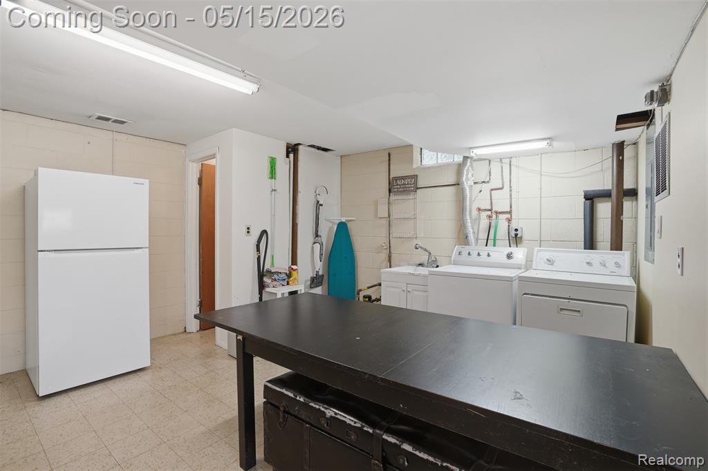 47129 Dunsany Road, Northville, MI 48167 — Photo 30