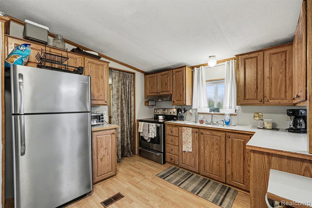 12509 Norman Road, Brockway, MI 48097 — Photo 8