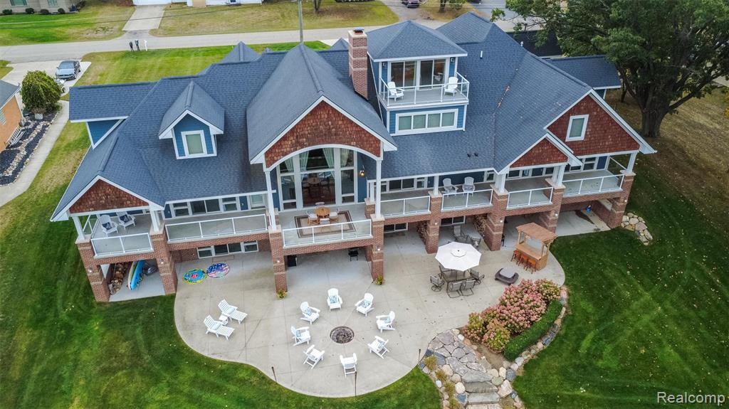 302 Tanview Drive, Oxford, MI, 48371