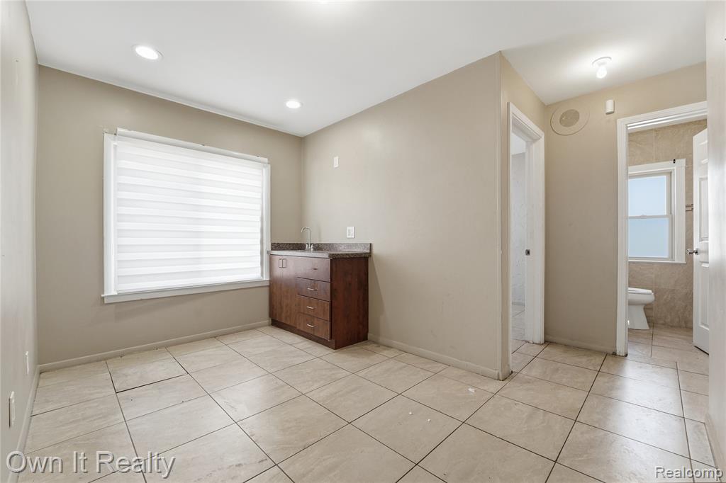 7247 Schaefer Road, Dearborn, MI 48126 — Photo 6